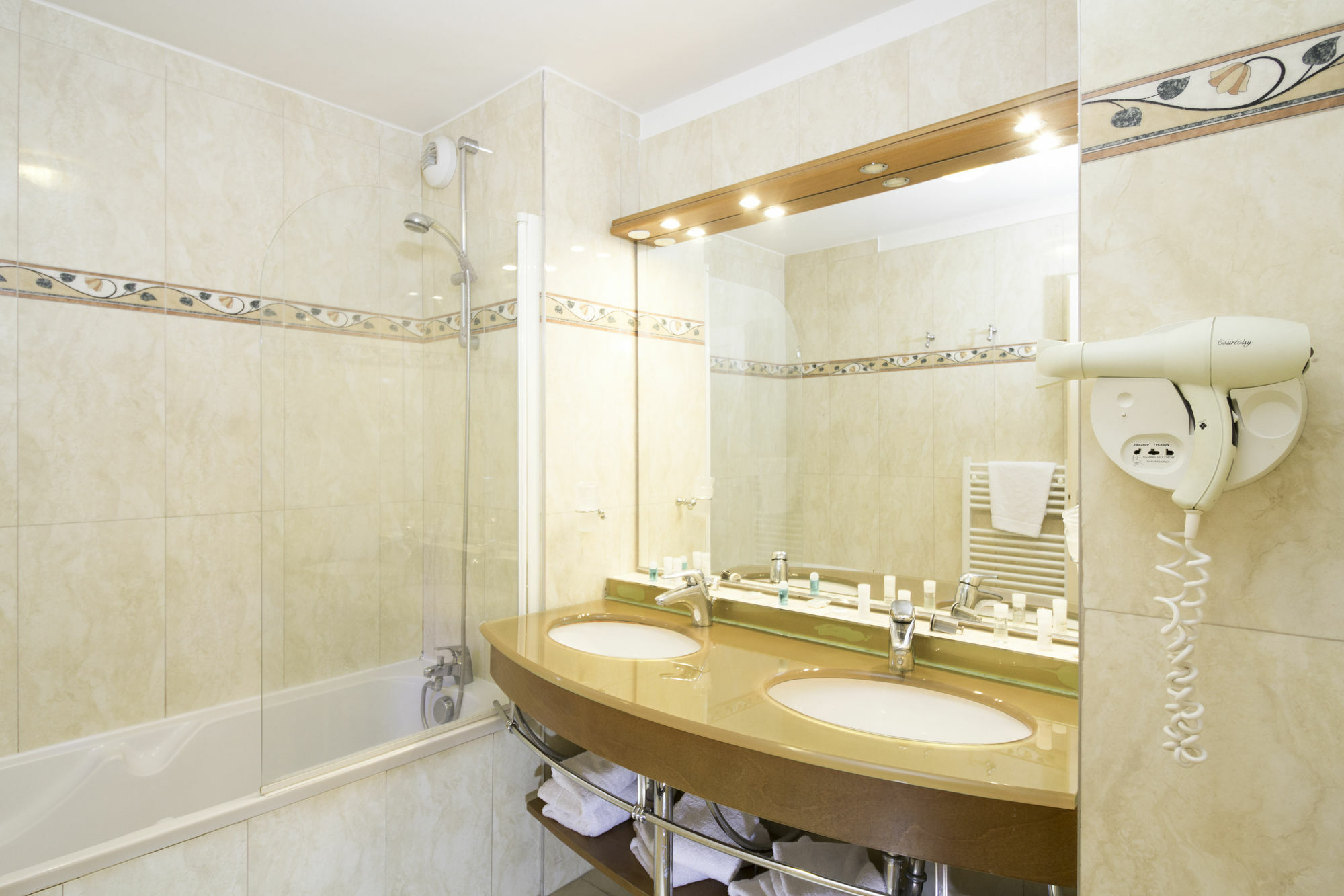 Adonis Excellior Grand Geneve Aparthotel Veigy-Foncenex Bagian luar foto