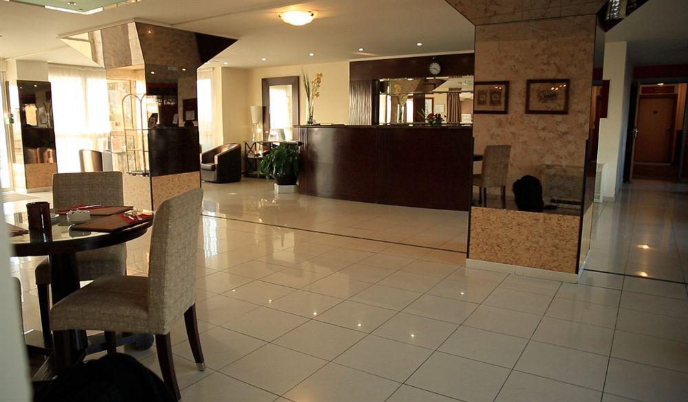 Adonis Excellior Grand Geneve Aparthotel Veigy-Foncenex Bagian luar foto