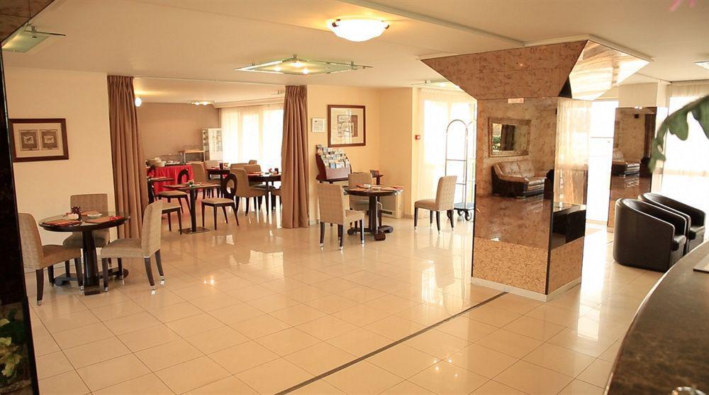 Adonis Excellior Grand Geneve Aparthotel Veigy-Foncenex Bagian luar foto